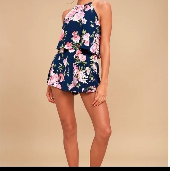 Lulu's floral romper - Picture 1 of 5
